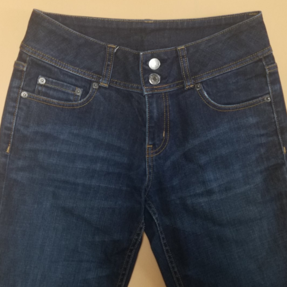 London Jean's, Blue Straight Leg, Size 4